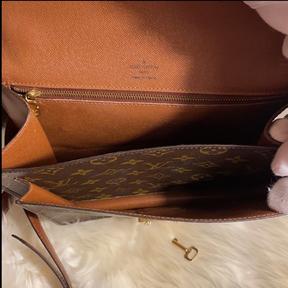 Louis Vuitton Monogram Monceau 26 - Picture 6 of 17